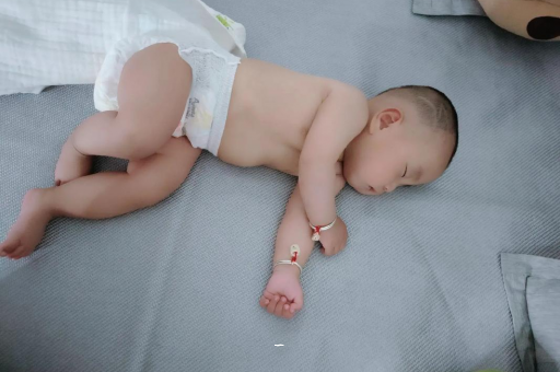 伊春宝宝肠胀气的症状
